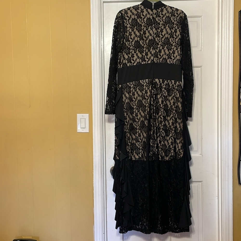 Black lace Ashley Stewart size 18/20 long dress - Picture 7 of 9